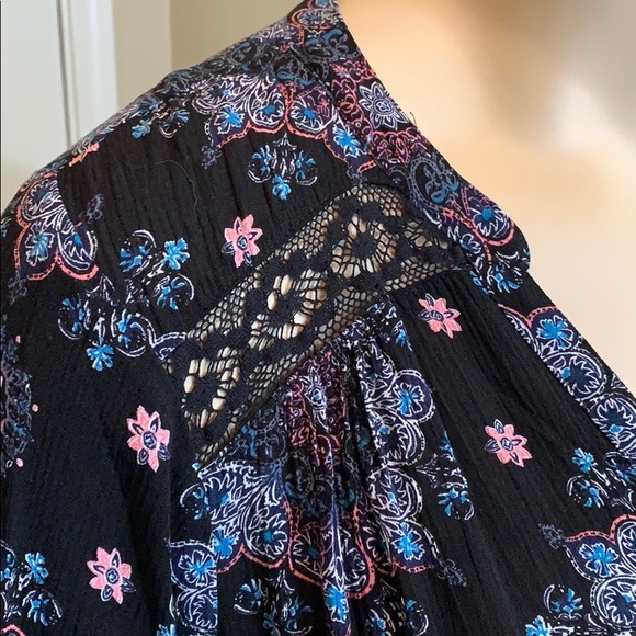 ➕Torrid Button Down Print Tunic Size 0X - Picture 3 of 8